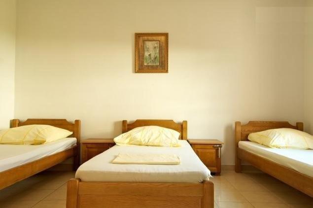 Guesthouse Sun Hostel บุดวา ภายนอก รูปภาพ